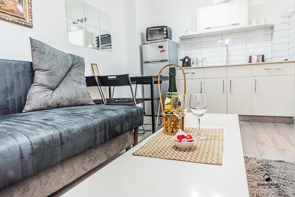 Kings & Queens By The Lake Apartment Tiberias Exterior foto